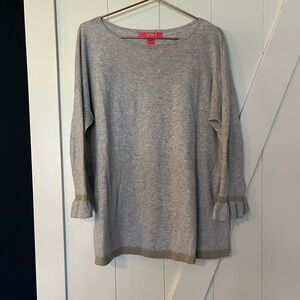 Lilly Pulitzer Charla Gray Long Sleeve sweater-size M-casual elegance 🌸